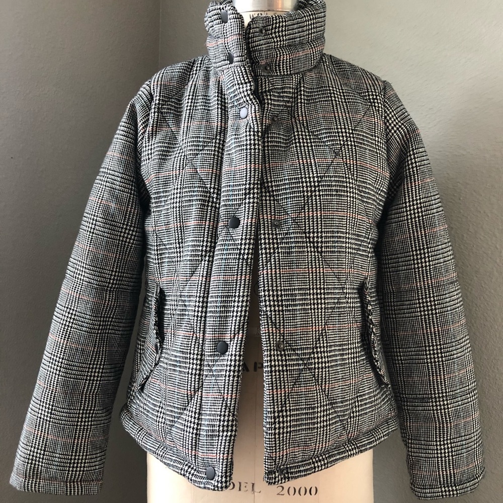 Winter puffy jacket